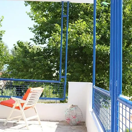 Gentle Breeze Apartment Kamena Vourla Exterior photo